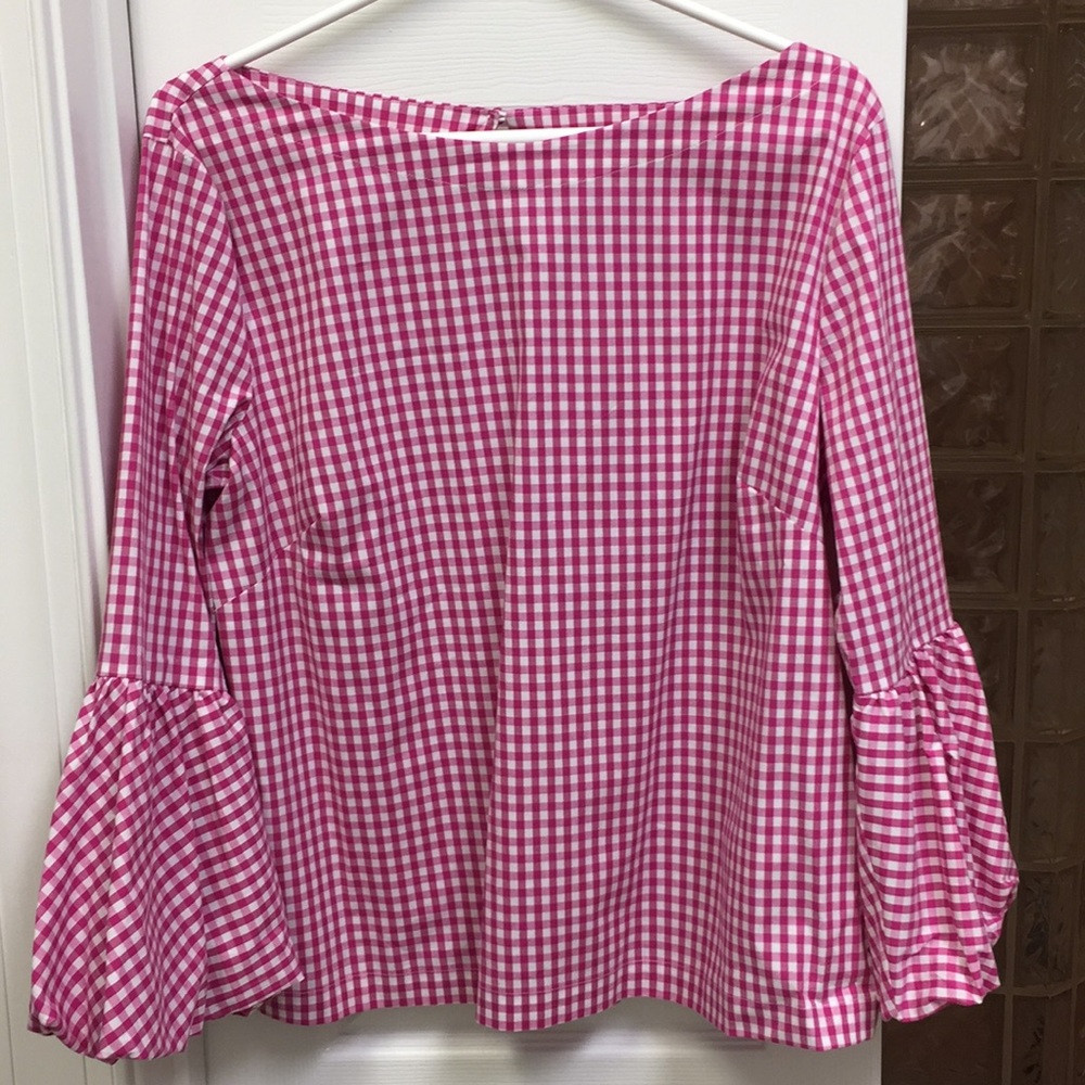 Like new cute blouse